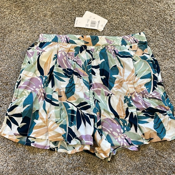 NWT ROXY Shorts - Picture 6 of 7